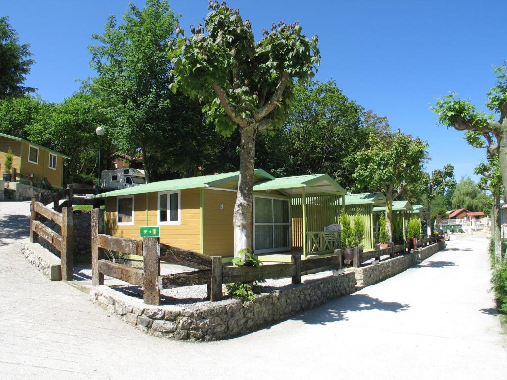 Camping Rio Puron Льянес Номер фото